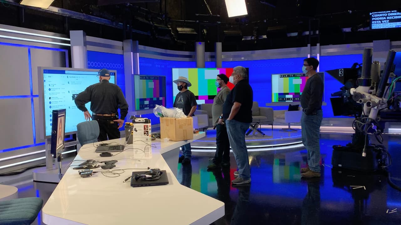 Durante meses, equipos trabajaron arduamente en este estudio de alta tecnología.