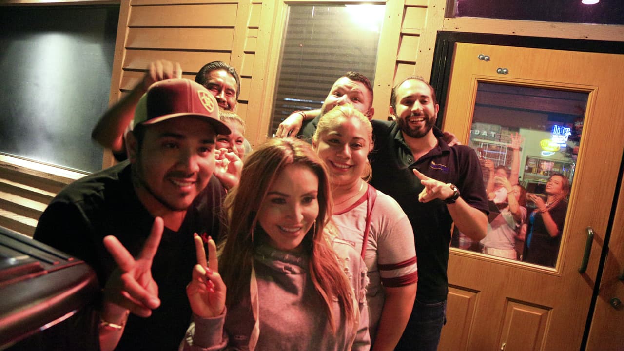 Los tres locutores se fueron a las calles de Dallas y tuvieron la oportunidad de conocer algunos de sus seguidores.