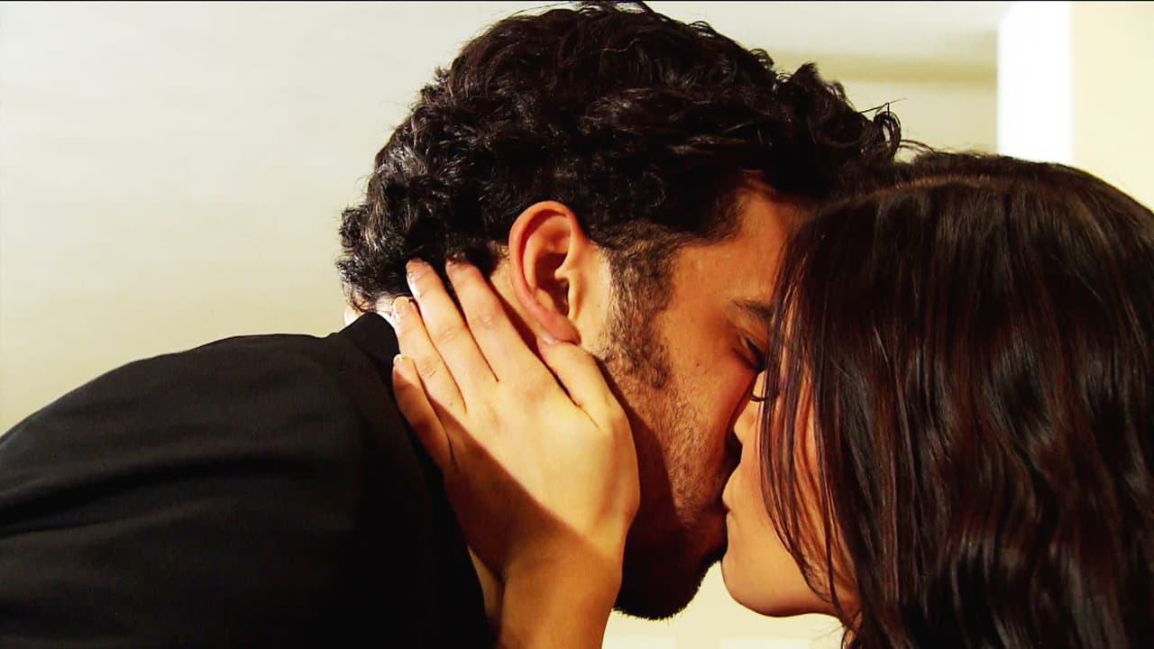 Regina nunca se imaginó que David había tenido un romance con su propia hermana.