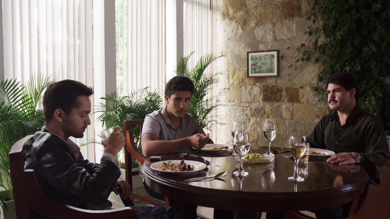 During a meal with his sons, the drug lord from Sinaloa chastised ‘El Quino’ for leaving his bodyguards behind, endangering his life.