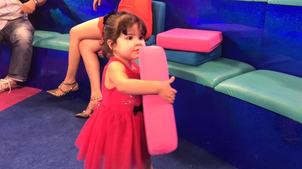 Después de la sesión de fotos, aprovecha para jugar con lo que se encuentra.