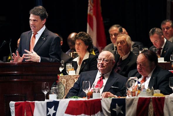 Lo que se le olvidó al candidato que pretende ser el próximo presidente de Estados Unidos, es que para votar en las elecciones las leyes son distintas a aquellas para beber cerveza y otras bebidas alcóholicas en un antro o bar.
