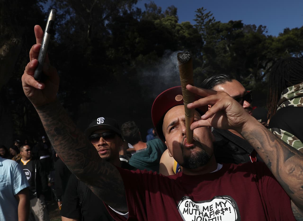 La mayoría de los detenidos por marihuana en California son hispanos