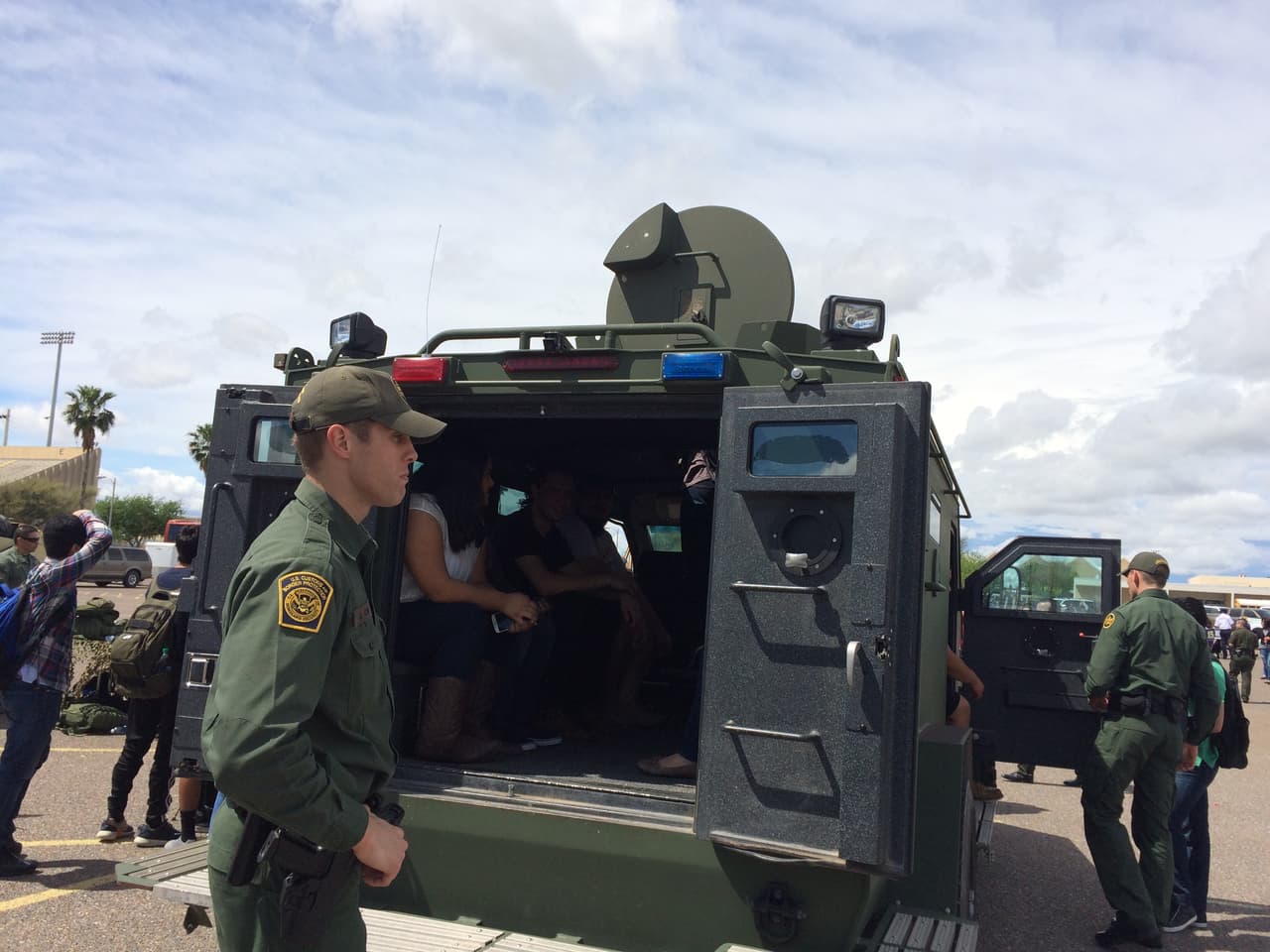Durante el evento binacional relacionado con seguridad fronteriza, agencias del orden de EEUU y México hicieron despliegue del armamento y equipos que se utilizan en ambos lados de la frontera.
