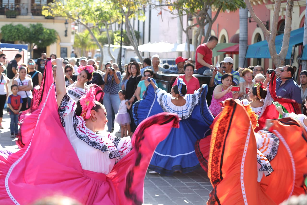 Siendo el hogar de uno de los carnavales más importantes de México, Mazatlán parece estar siempre de fiesta.