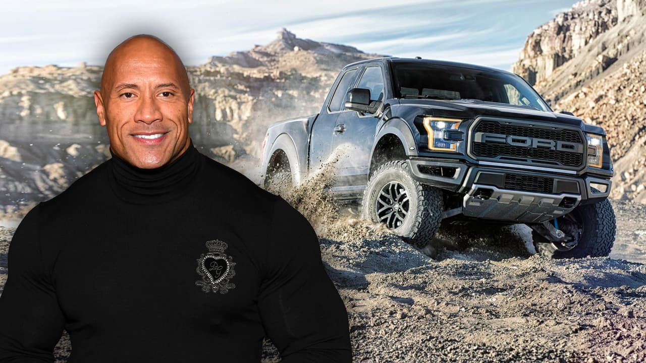 Un vistazo a la camioneta pickup que La Roca regaló a un fanático latino