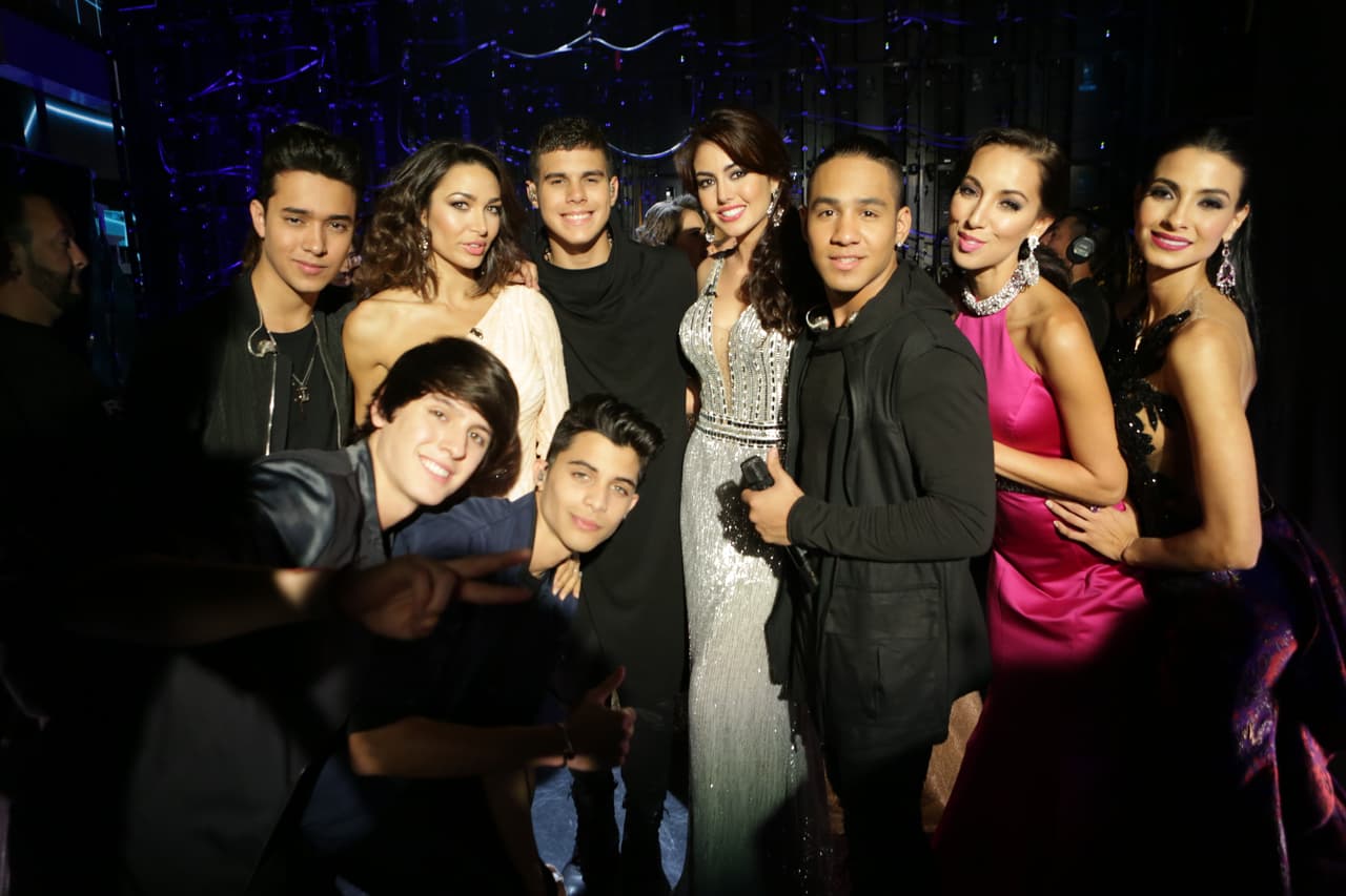 Christopher, Zabdiel, Erick, Richard y Joel regresaron a Univision como estrellas para interpretar su nuevo éxito ‘Tan fácil’, en una noche llena de glamour y belleza para los chicos ganadores de La Banda.