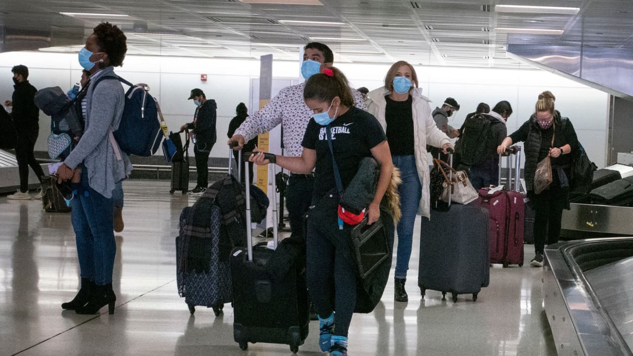 Coronavirus: Ten en cuenta estas recomendaciones para protegerte durante el ‘Spring Break’