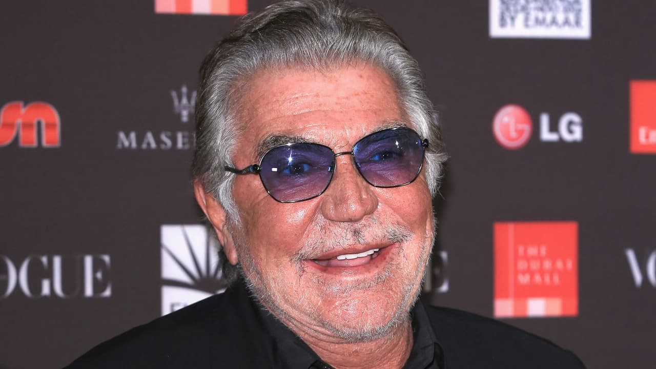 El diseñador Roberto Cavalli murió a los 83 años.