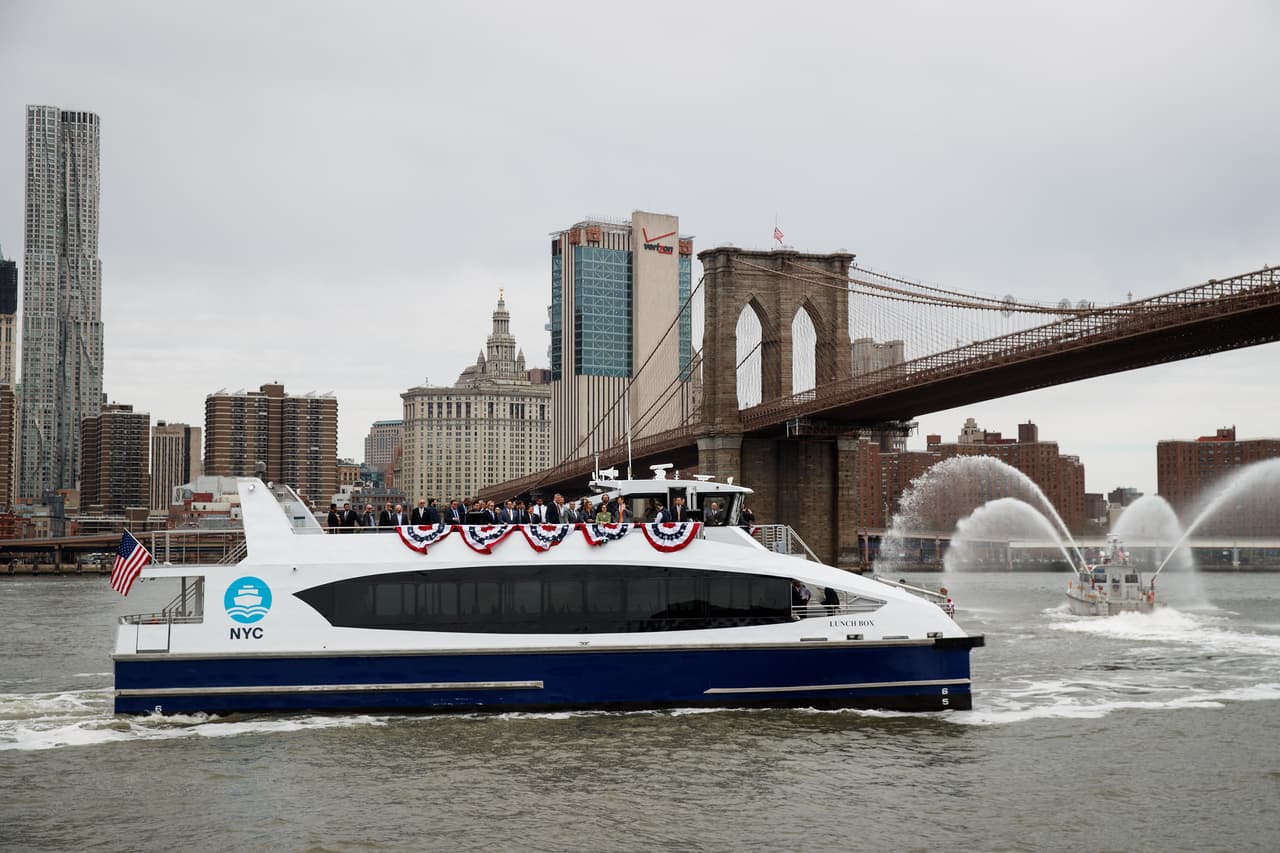 Servicio de Ferry de Nueva York abre una nueva ruta a Rockaway Rocket