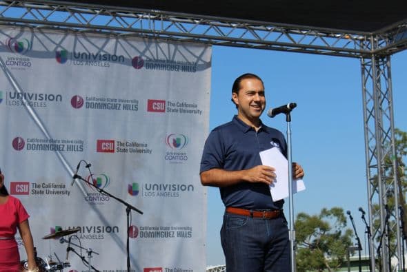 Miles se dieron cita en la séptima edición de la Feria de Educación que se festejó en Cal State Dominguez Hills. Te compartimos fotos de la concurrida celebración escolar.