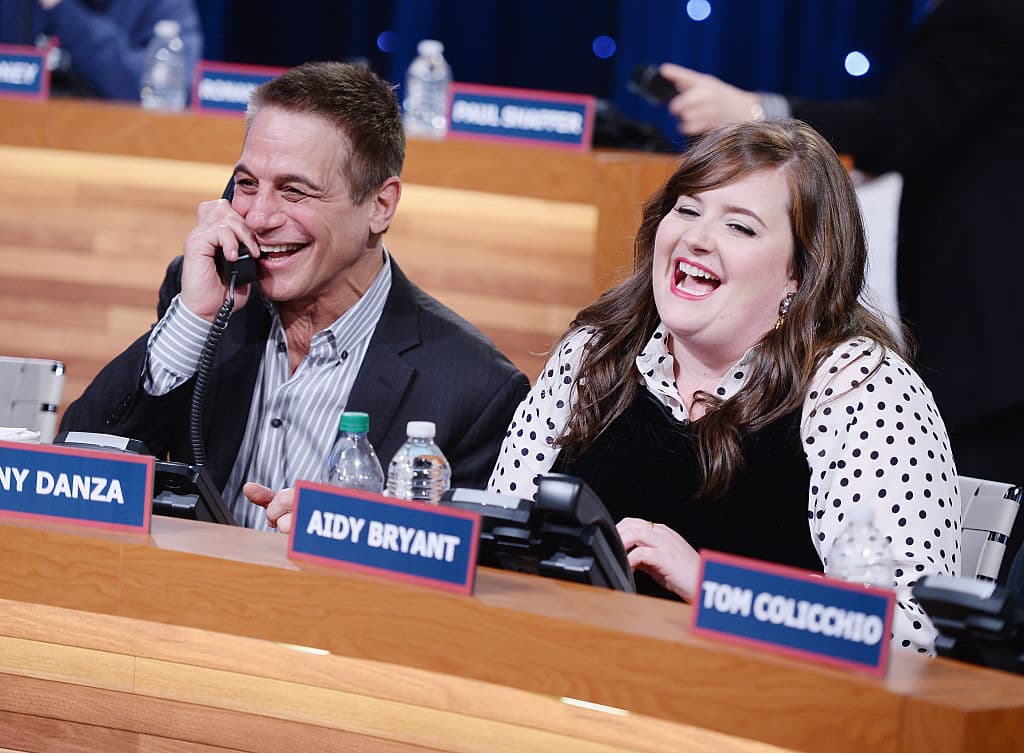 Aidy Bryant - Actriz y comediante Tan sólo hay que ver alguna de sus actuaciones en "Saturday Night Live" para saber por qué. Su carisma interpretando consigue hacer reír siempre.