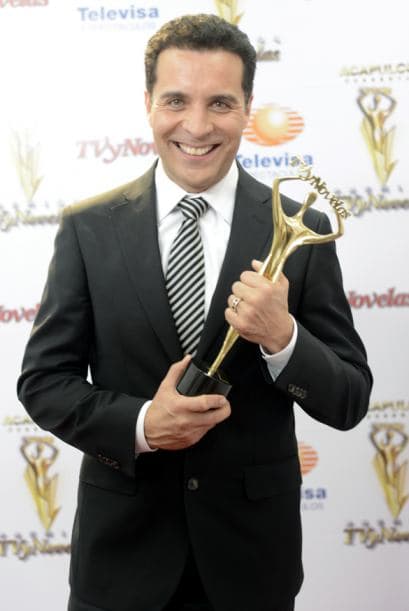 Felipe Nájera como Mejor Actor Coestelar por Mentir para vivir.