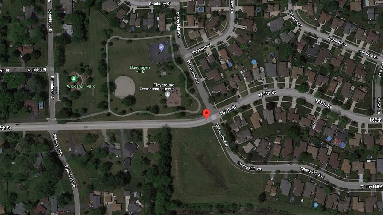 Fue el 1 de mayo cuando autoridades de Tinley Park atendieron el reporte de emergencia en la casa de Mia, en el 7806 de la calle 167 Oeste, donde la joven yacía en el piso llena de golpes. Sin embargo, desde días anteriores había expresado a su hermana Linda su temor.