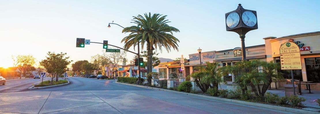 <b>Camarillo</b> en el condado de Ventura, se ubica en el lugar 47.
<br>
<br>
<b>Población:</b> 67,714
<br>
<b>Salario promedio: </b>$92,780
<br>
<b>Tasa de crimen violento: </b>1.58 por cada mil habitantes
<br>
<b>Tasa de crimen a la propiedad: </b>16.04 por cada mil habitantes
<br>