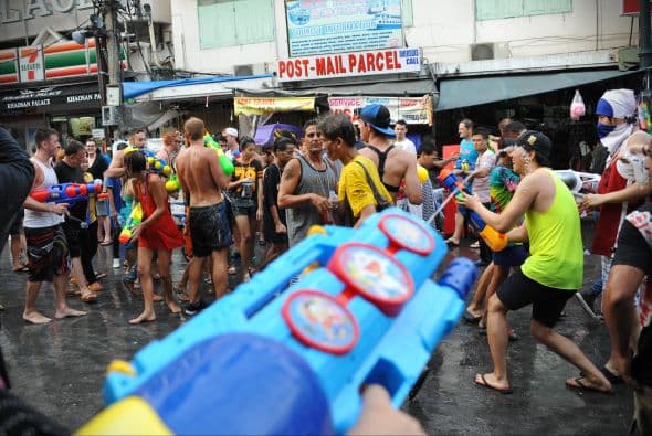 Las festividades pueden extenderse por varios días, incluso semanas, dependiendo de la región.