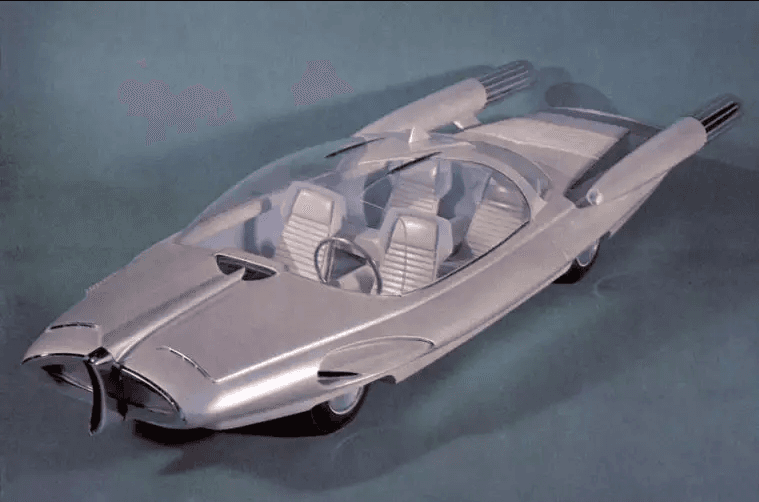 <h3 class="cms-h3-H3"><b>Ford X 2000 1958</b></h3>
<br>
<br>George Walker, el jefe de diseño de Ford en los años 50, le pidió a Alex Tremulis su diseñador estrella, que le mostrara como se imaginaba que luciría el carro que estaría manejando en el año 2000. La respuesta de Tremulis fue el Ford X 2000. Tremulis falleció en 1991 sin saber lo equivocado que estuvo.