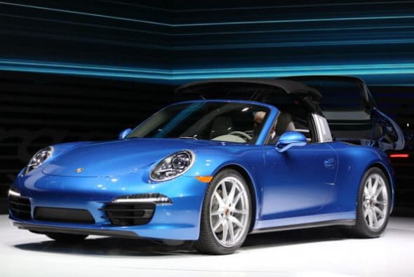 Porsche volvió a impresionar con el despliegue de tecnología del nuevo 911 Targa.