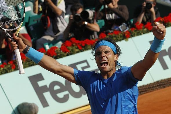 12. RAFAEL NADAL- Con sólo 24 años de edad Rafael Nadal se convirtió en el jugador más joven en ganar el Abierto de Estados Unidos en septiembre pasado. Él gano $31.5 millones como fruto de su trabajo en los recientes 12 meses.