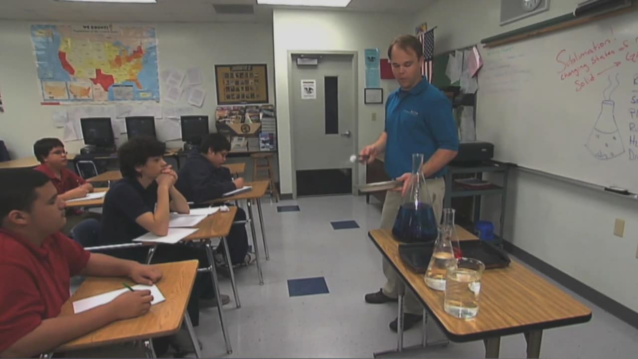 Un distrito escolar de San Antonio dice que podría tener una semana de solo 4 días