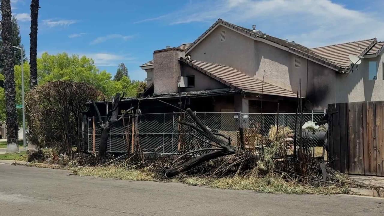 Fuegos artificiales ilegales en Fresno dejan casas afectadas y provocan la muerte de oficial canino