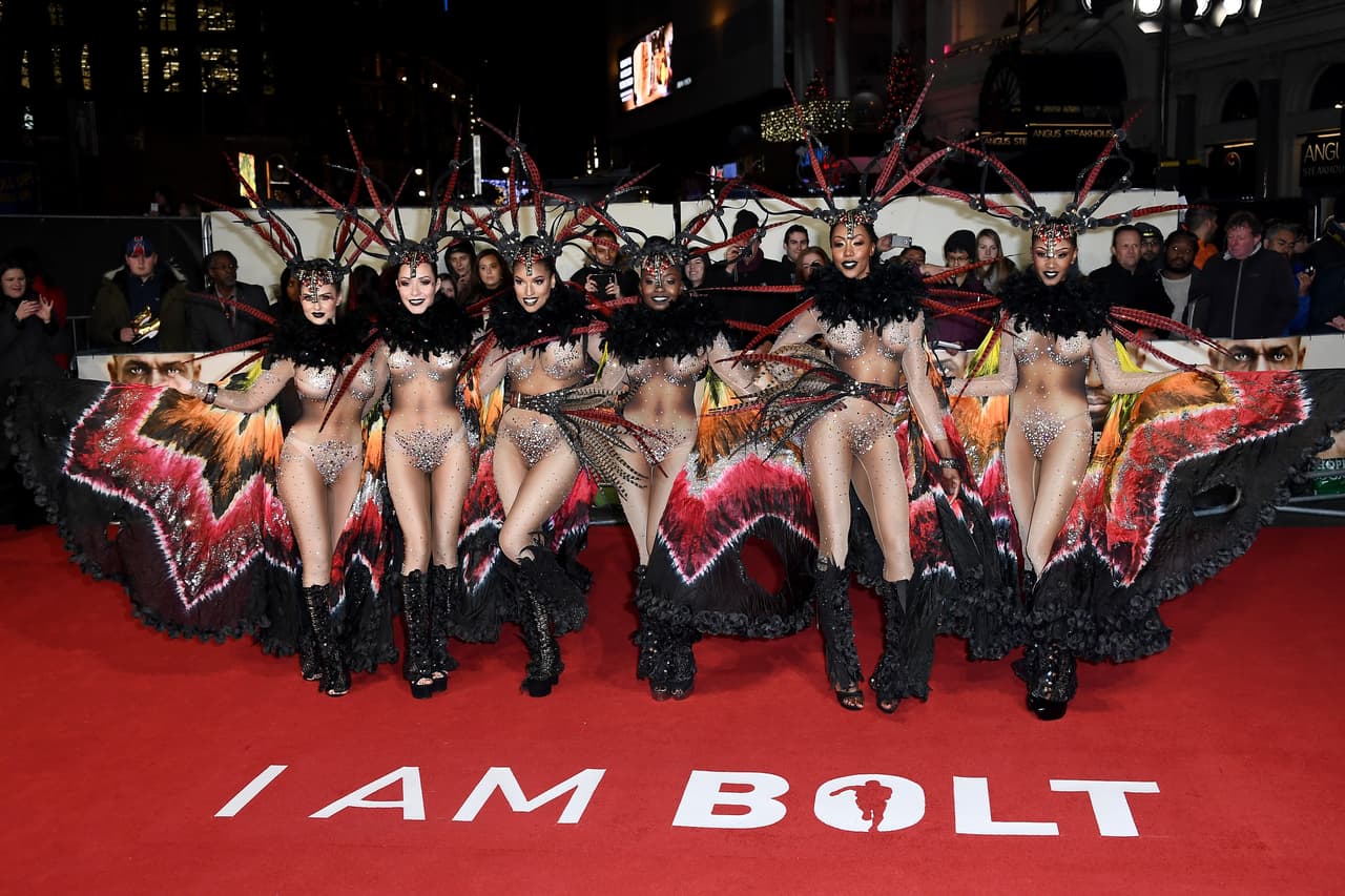 A la premiere asistieron también numerosas personalidades.