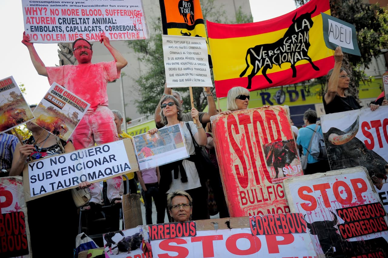 Justicia española anula la prohibición de corridas de toros en Cataluña