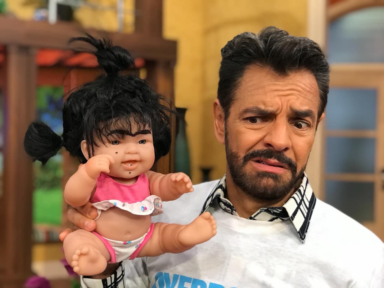 "¿Está rara no?", dijo un poco angustiado el comediante.