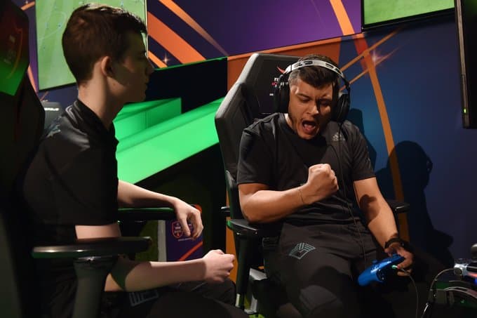 Complexity venció a Ellevens en la final del FIFA eClub World Cup 2020 en Milan y se cornó campeón en una gran final que se fue hasta los penales.