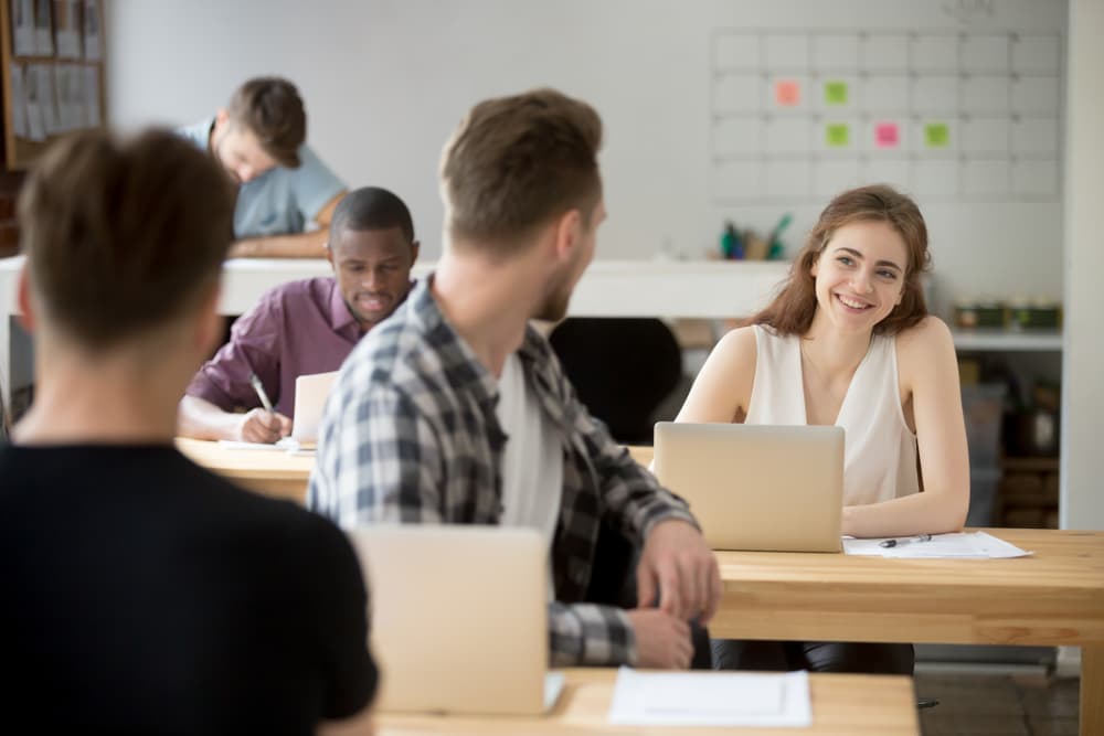 <b>Acuario -</b>
<br>Con la influencia directa de Urano, tu regente, al comenzar este mes sinódico y un nuevo año zodiacal con la influencia de Saturno en tu signo, tienes de tu parte una buena energía planetaria que te ayuda a desarrollarte muy bien en el ámbito laboral así como en tus asuntos amorosos.