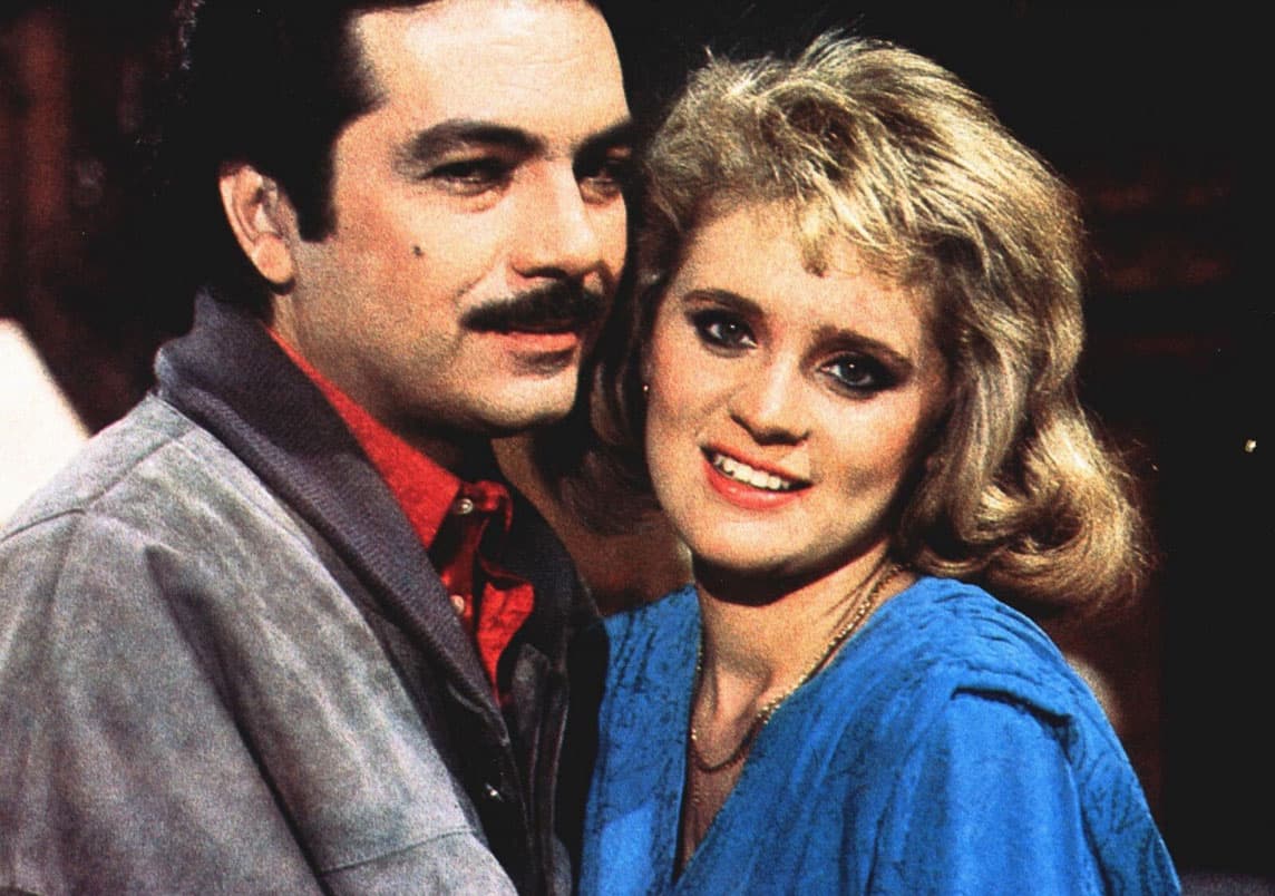 'El engaño' fue otra de las historias en las que participó, ahí fue compañero estelar de 
<b><a href="http://www.univision.com/temas/erika-buenfil">Erika Buenfil</a></b>.