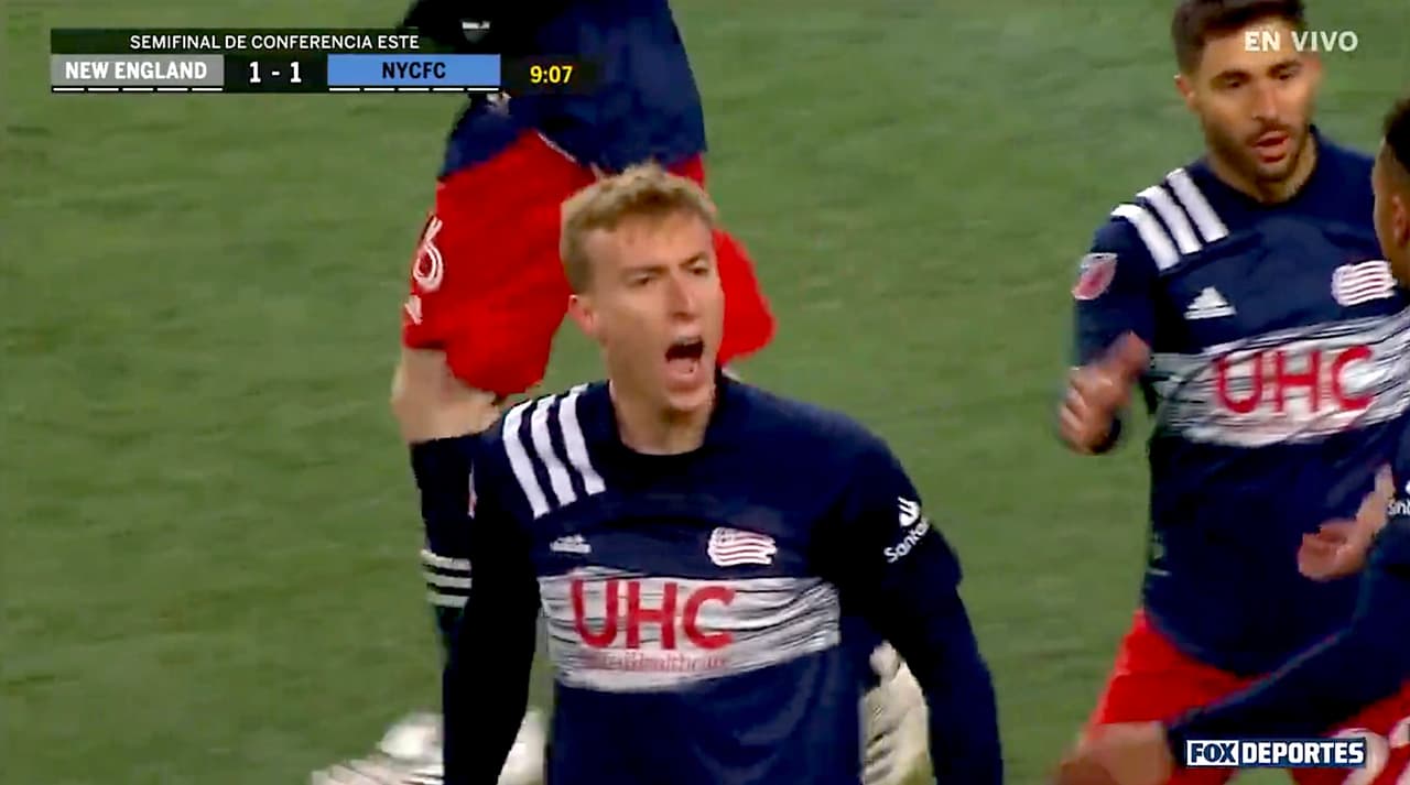 ¡Hay partido! Adam Buksa empata la semifinal de Conferencia con brutal cabezazo