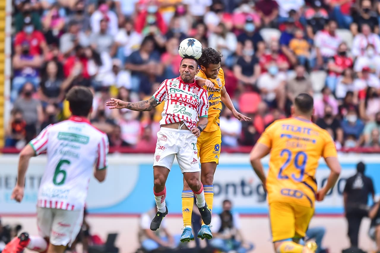 Los Rayos de ‘Jimmy’ Lozano dieron un espectacular primer tiempo y con los goles de Aguirre y Escoboza sentenciaron a unos Tigres que simplemente no tuvieron reacción y se atascaron en Aguascalientes.