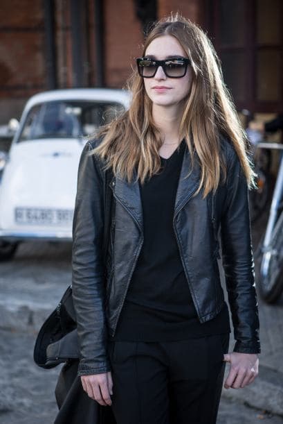 Una opción más es regalarle una chaqueta. Las prendas son lindas, el precio no es alto y siempre se verá 'trendy rocker'.