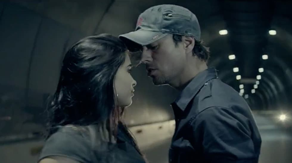 Este fue un gran logro para el español, que se siente orgulloso de este hit, de la autoría de Descemer Bueno, que lo ha llenado de privilegios estos años.