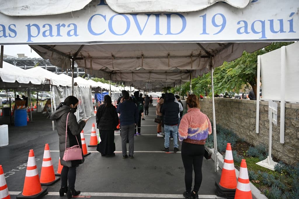 Reportan más de 20,000 casos de coronavirus en el condado de Los Ángeles