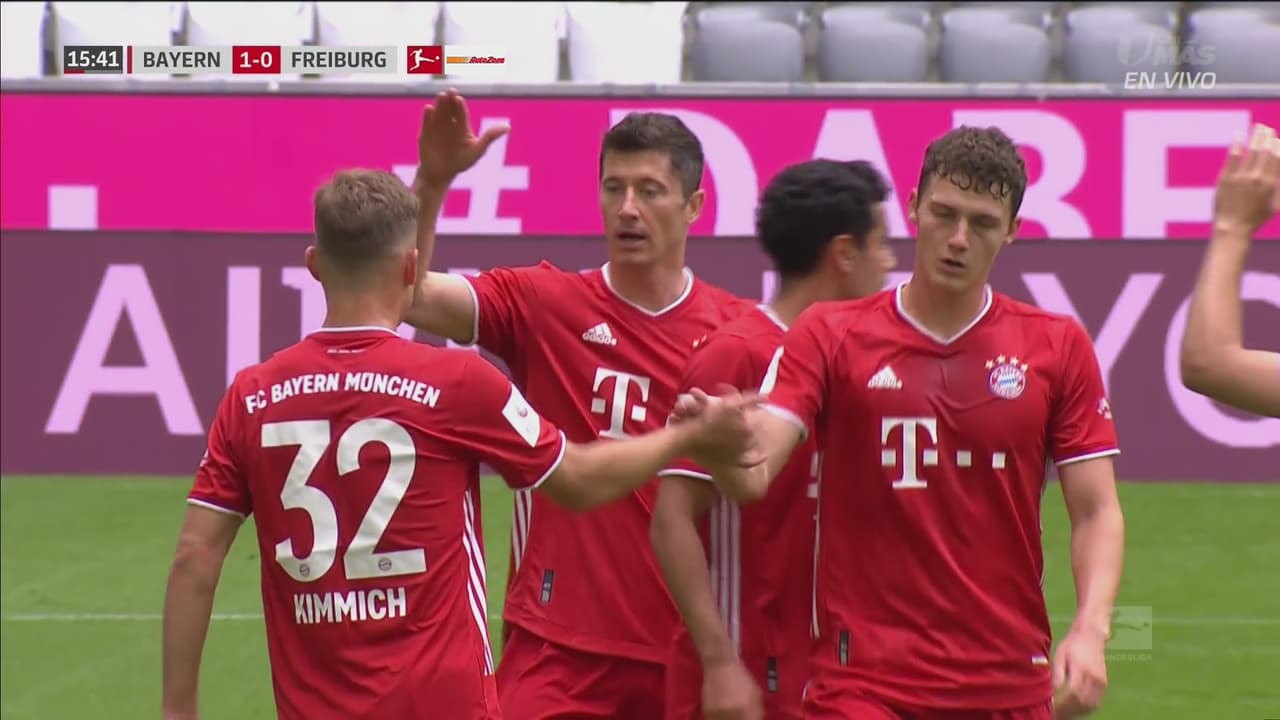 ¡Lo hacen ver fácil! Lewandowski de forma brillante asiste a Kimmich para el 1-0 sobre Freiburg