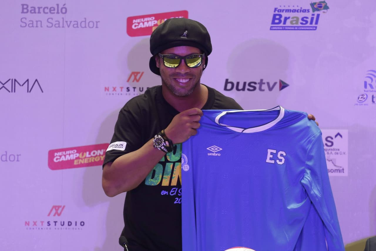 Romaldinho jugó en el PSG y en el Barcelona.