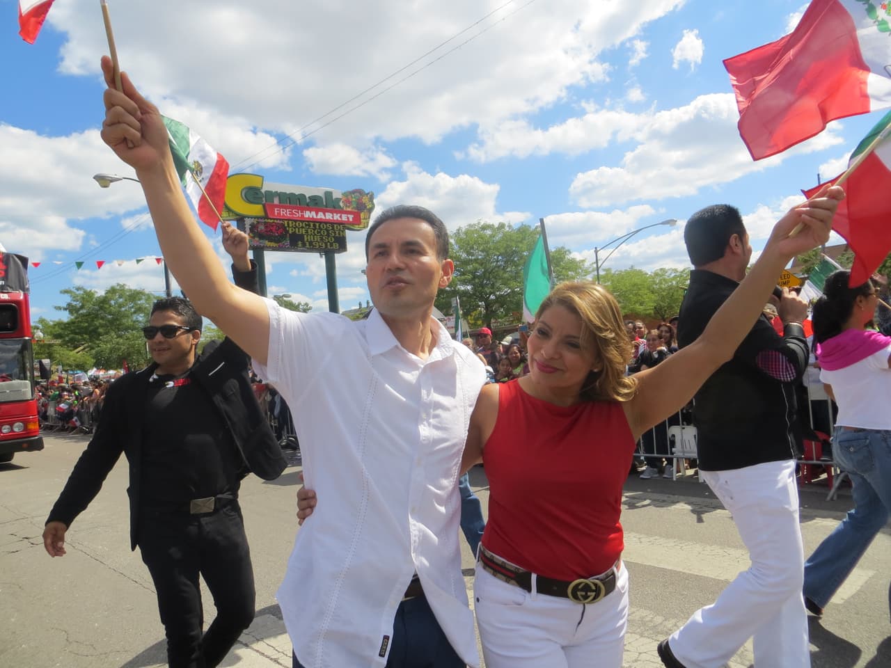 Talento de Univision dijo presente en este tradicional Desfile de La Villita de la Calle 26, donde vivimos con mucho orgullo las fiestas Patrias. ¡Viva México!