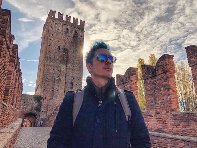 Por su parte, Mauricio ha compartido los lugares que mas le han impactado, como este castillo medieval.