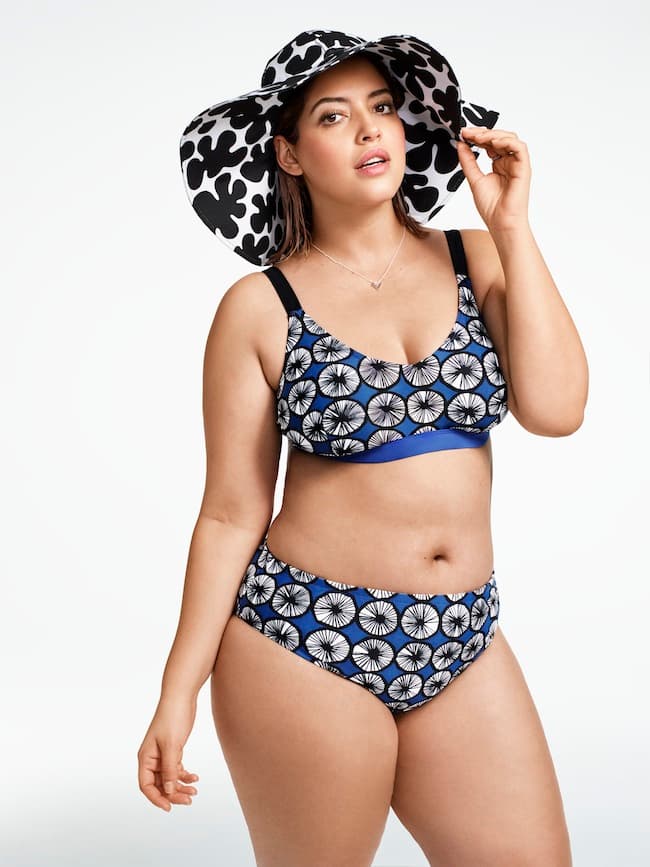 Un consejo para las compradoras: vayan temprano o conéctense online el 17 bien temprano. es muy probable que la colección se agote en cuestión de días.