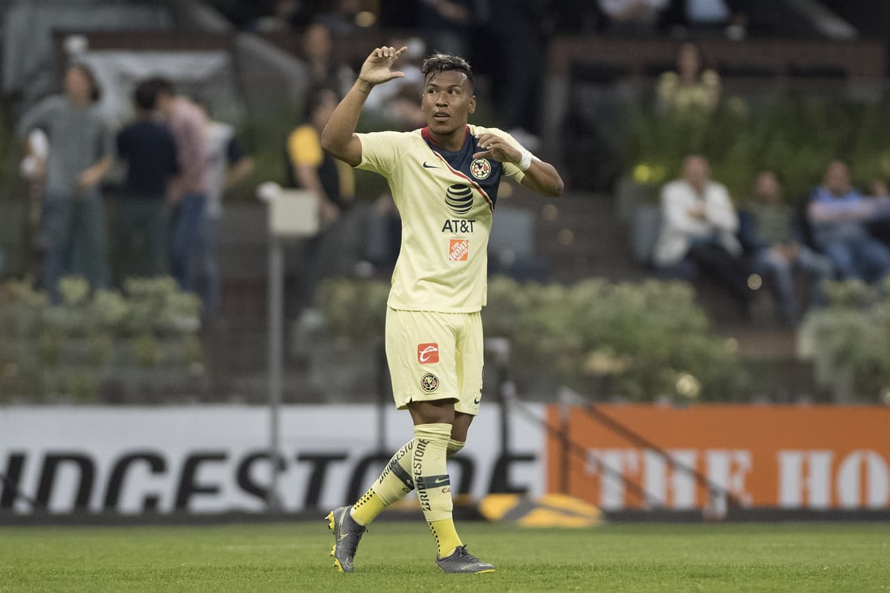 El colombiano Roger Martínez anotó el 4-2 de América contra Pachuca para establecer una ventaja que ya parecía difícil de cerrar, que le daba mucha confianza al local. Al minuto 45 del segundo tiempo puso el 5-2.