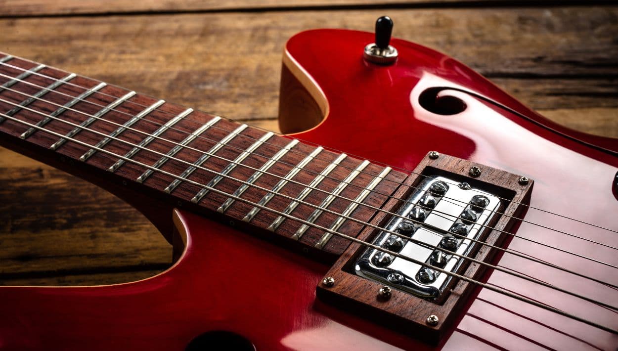 ¿Quién inventó la guitarra eléctrica? Así nació el sonido a Estados Unidos y el mundo