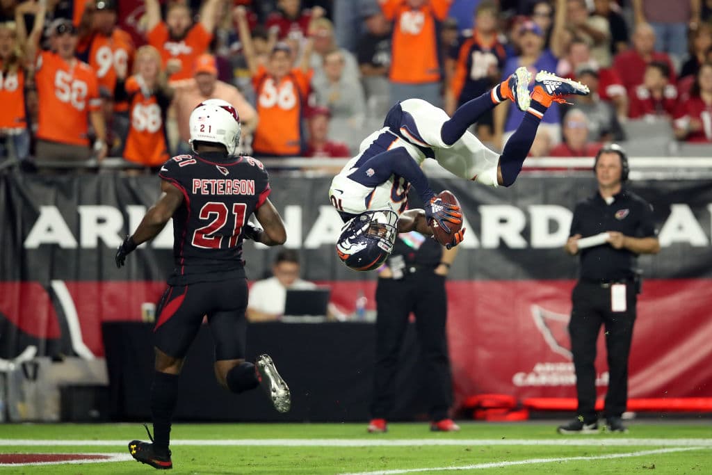 El ingreso a la zona de anotación por parte de Sanders fue alegórico, espectacular. Con este touchdown los Broncos ganaban ya plácidamente 28-3 en los albores del segundo periodo.