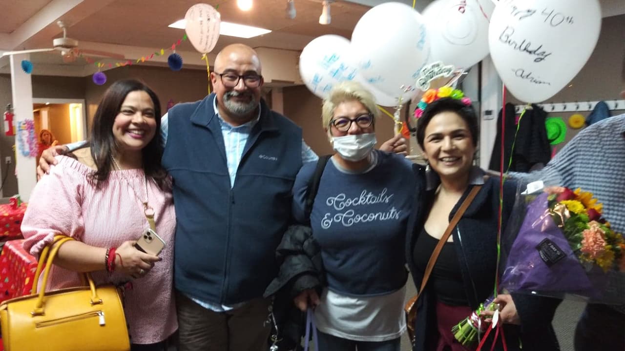 Un año después Vilchis festeja la vida durante la crisis del coronavirus.