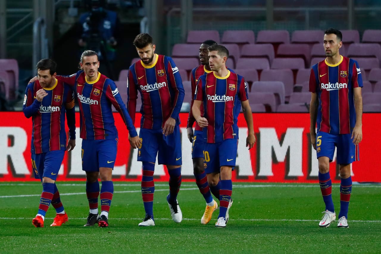 Barcelona tundió al Betis con doblete de Messi | El astro argentino ingresó al inicio de la segunda mitad y su peso en la cancha fue fundamental para la goliza. | Dembélé abrió el marcador a los 22’ y Sanabria (45+2’) igualó el marcador. Griezmann (49’) falló un penal en la primera mitad, pero comenzando la parte complementaria ‘se sacó la espina’. Messi (61’) creció la ventaja cobrando una pena máxima y Morón (73’) nuevamente descontaba. Hacia el final del partido, el astro argentino (82’) hizo el cuarto para los culés. Pedri (90’) puso la 'cereza en el pastel'.