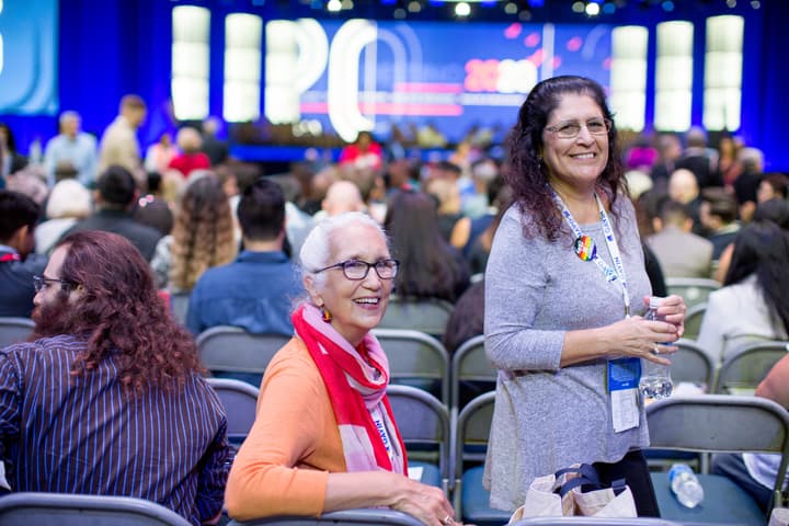 Los moderadores serán
<b>Jorge Ramos, Ilia Calderón y León Krauze, </b>presentador de noticias de
<b>KMEX</b>, la principal estación local de Univision en Los Ángeles.