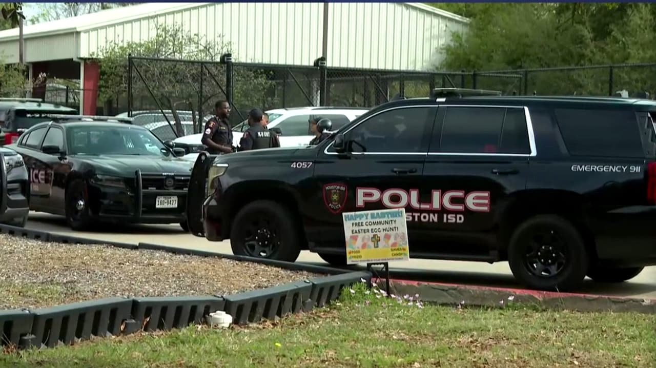 Investigan posible amenaza de bomba en la escuela primaria Walnut Bend del HISD