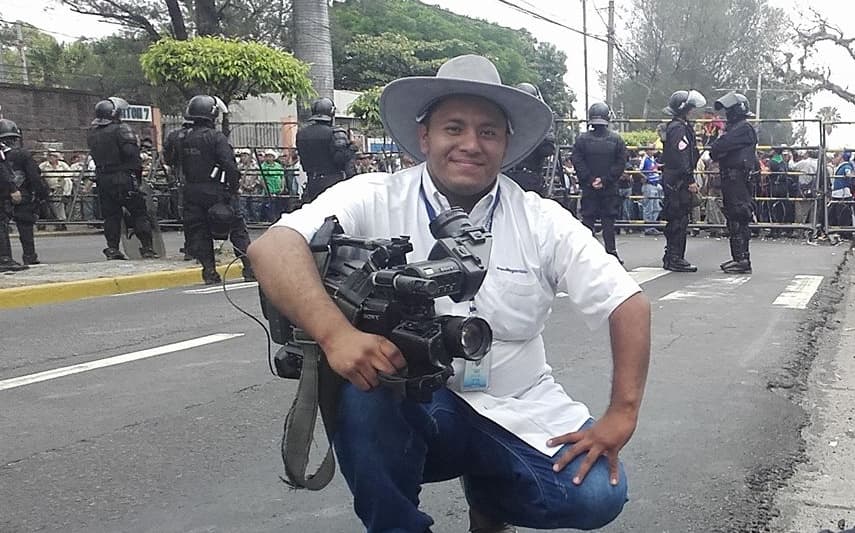 Presuntos pandilleros matan a balazos a un camarógrafo en El Salvador