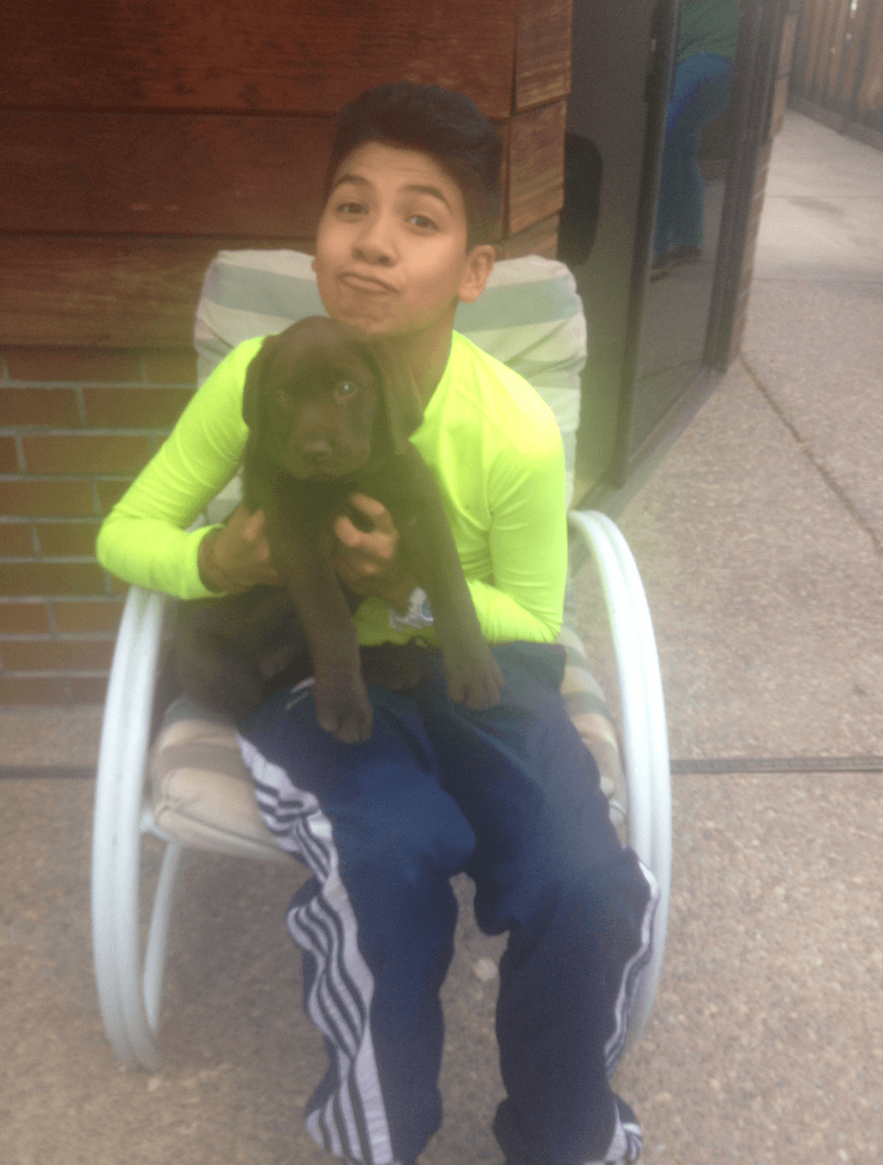 Ricardo le debe su éxito a su madre y se describe como un chico chistoso y humilde.